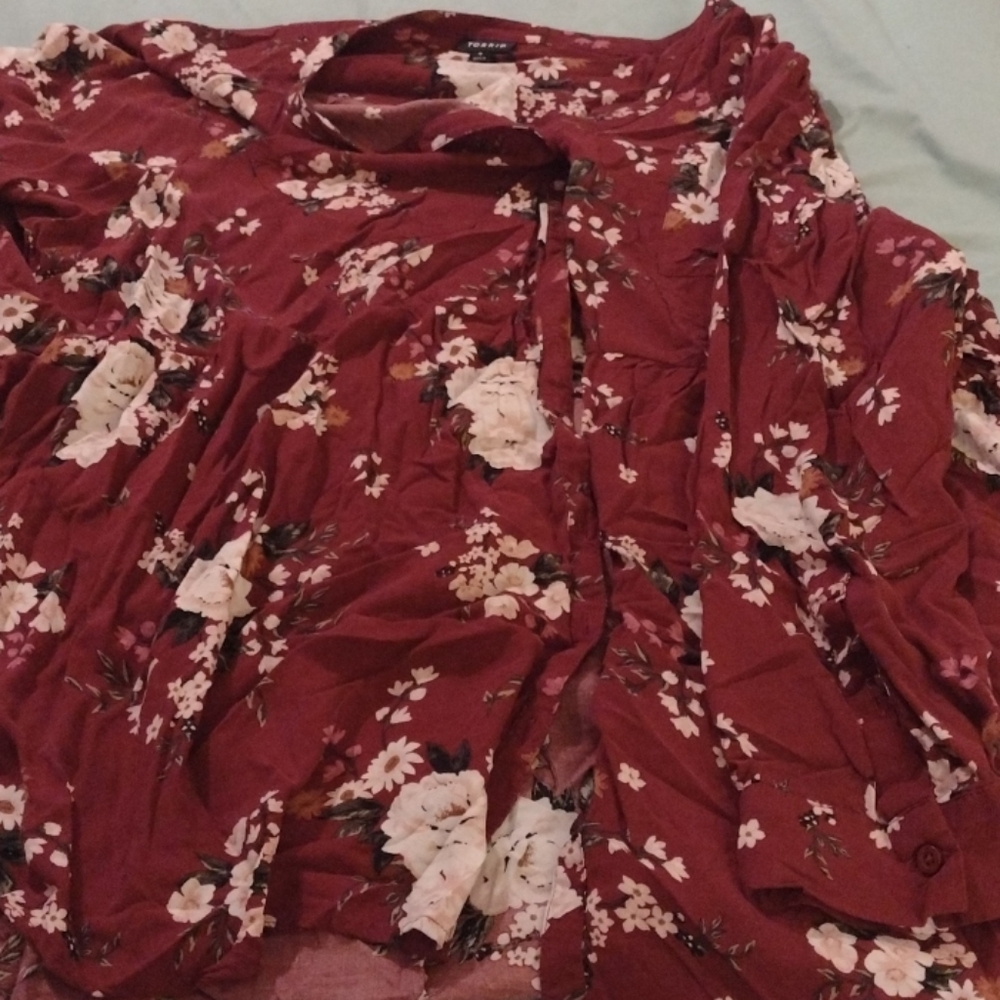 Torrid button down blouse